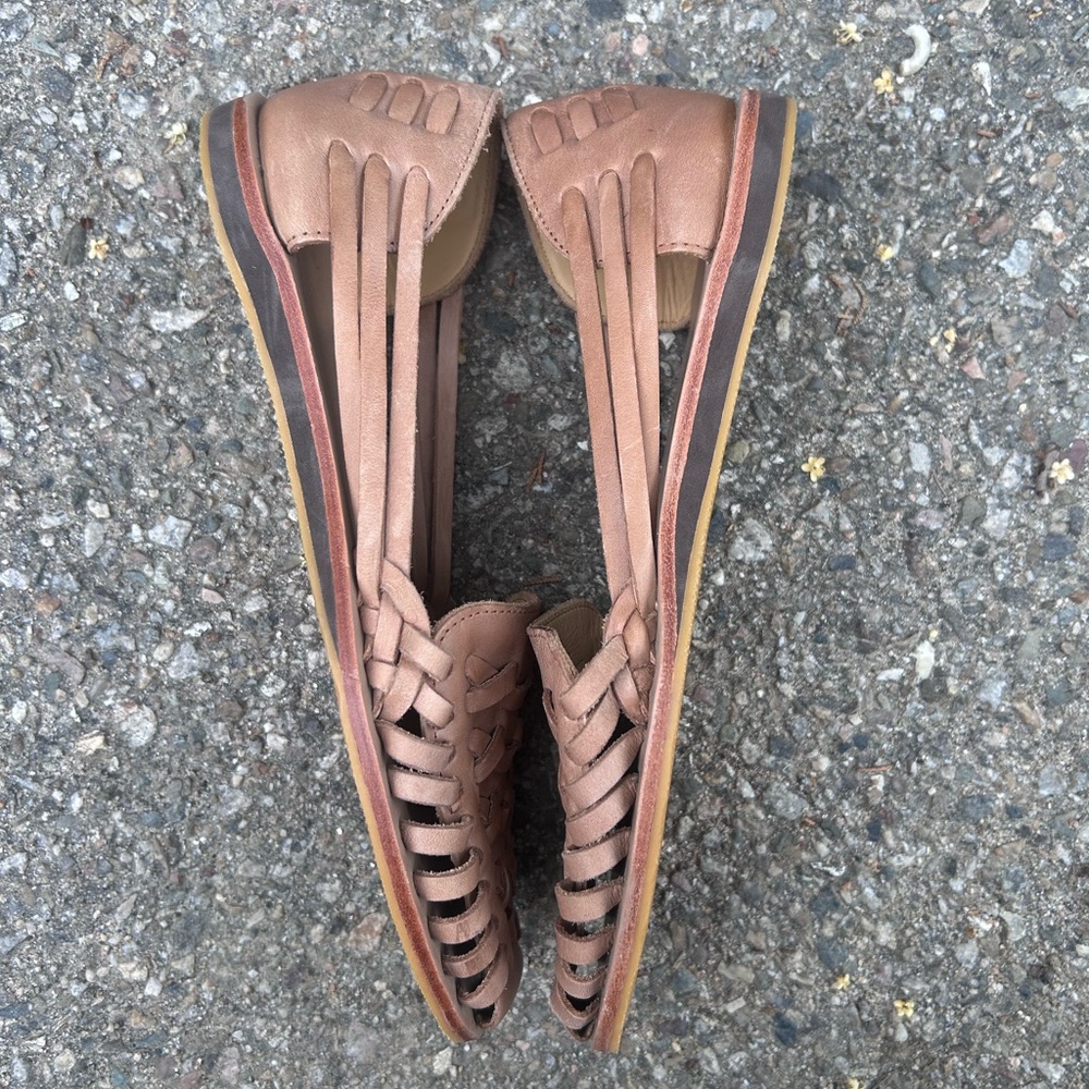 Nisolo Women's Huarache Sandal - Picture 3 of 10